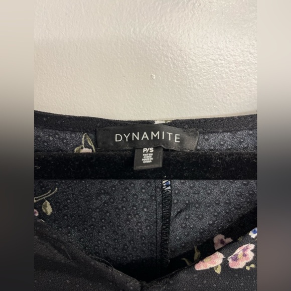 Floral Dynamite Top - Picture 2 of 2